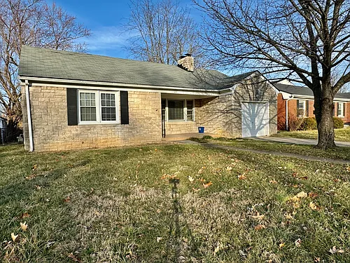 479 Stratford Dr Photo 1