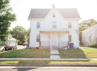 200 Cooper St, Beverly, NJ 08010