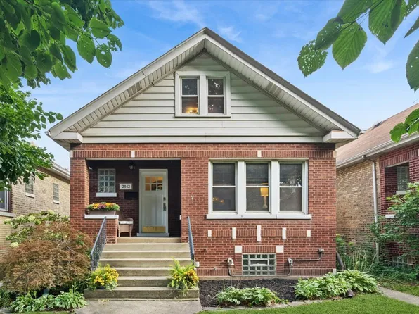 2442 W Berenice Ave, Chicago, IL 60618