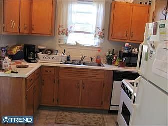 3rd image of 3903 Cedar St