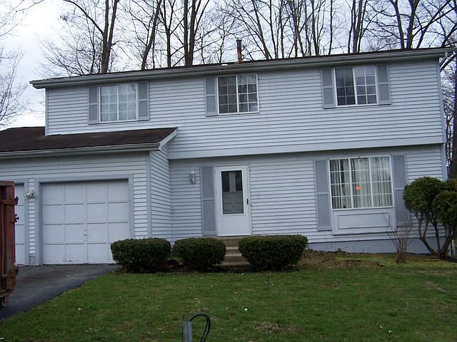 1st image of 3105 Meanderwood Dr