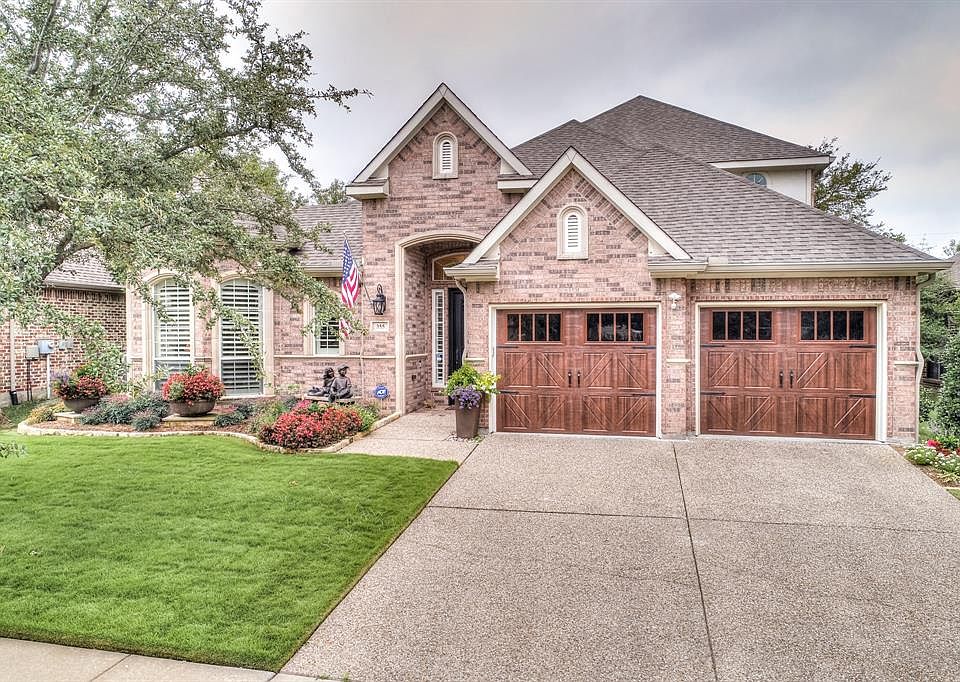 1st image of 355 Pine Valley Dr
