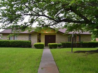 636 Cove Hollow Dr, Dallas, TX 75224