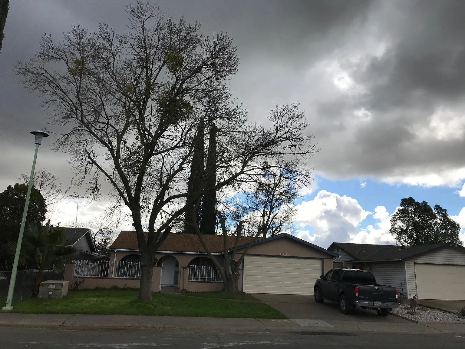 5680 Seyferth Way photo 1