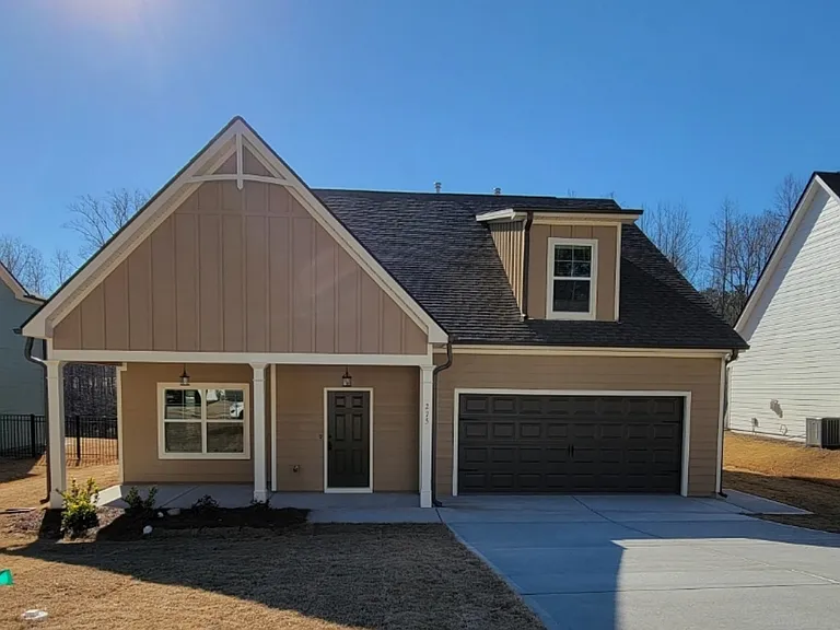 275 Southridge — Photo 1