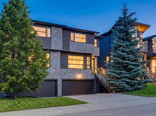 1711 E 27th St SW, Calgary, AB T3C 1L6