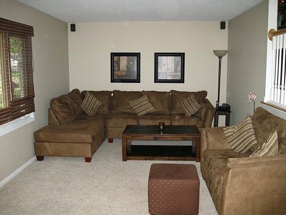 3rd image of 31709 Daniel Dr