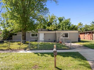 7442 Strato Rd, Jacksonville, FL 32210