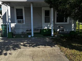 1806 Dupont Dr, Orange, TX 77630