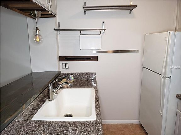 5th image of 6203 Oak Cluster Cir