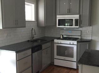 5890 1st St N, Arlington, VA 22203