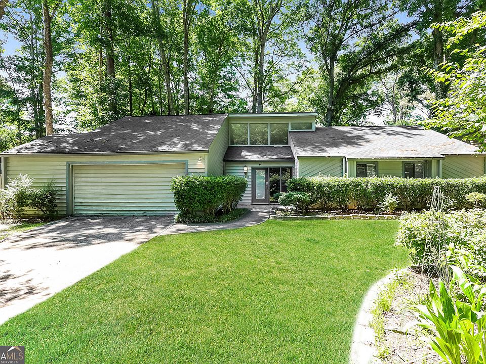 1st image of 106 Pat Mell Dr