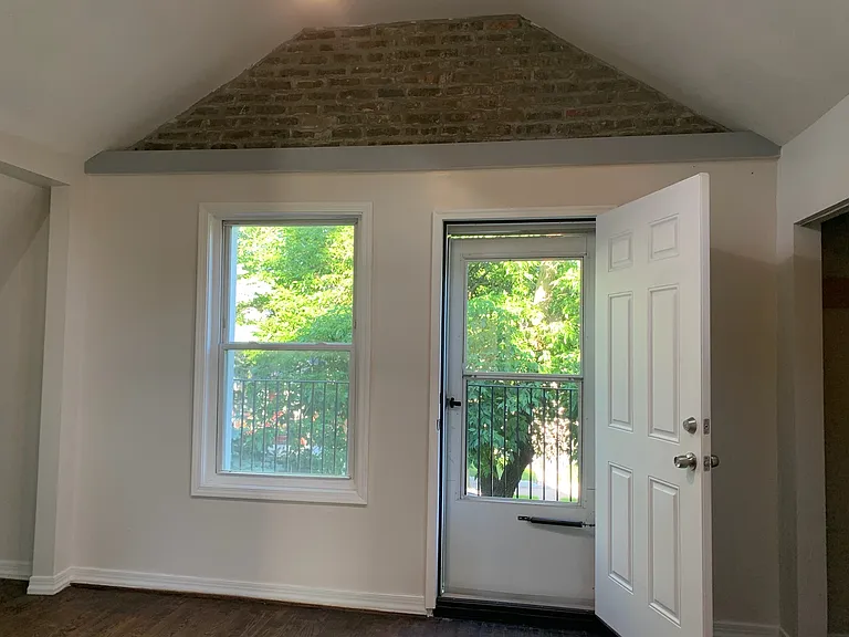 925 N Trumbull Ave #2 — Photo 14