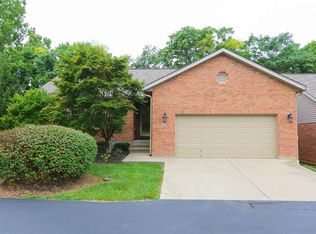 314 Princewood Ct, Springdale, OH 45246