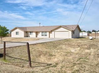 19690 Oakhill Rd, Madera, CA 93638