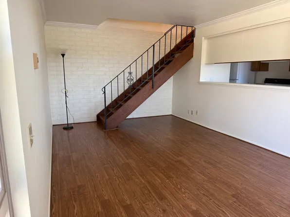 5911 Birch St APT 3, Carpinteria, CA 93013