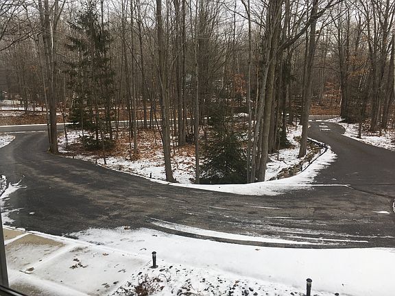 2nd image of 2419 N Deer Valley Dr