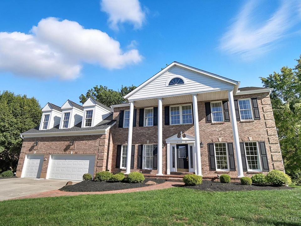 1st image of 160 Lexington Dr