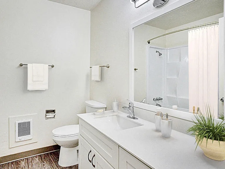 Bathroom Sunset Station Apartments Portland Oregon