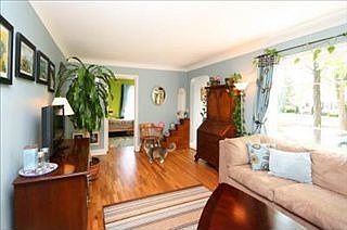 3rd image of 112 Edgemoor Ave