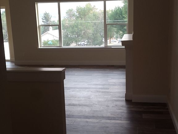3rd image of 645 Lynn Ct