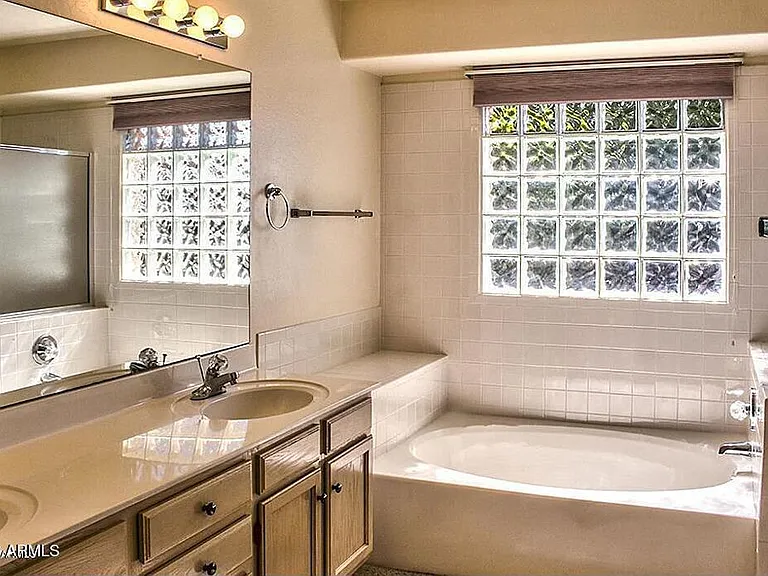 8947 E Palm Ridge Dr — Photo 17