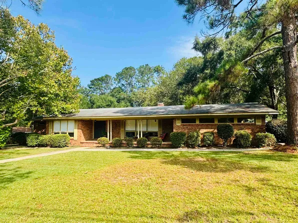 601 Jeffcoat Ave, Opp, AL 36467