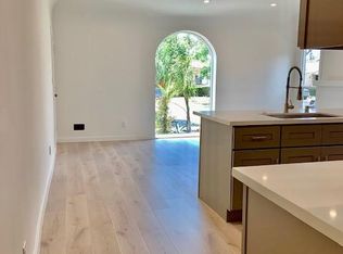 5201 W 20th St #5201, Los Angeles, CA 90016