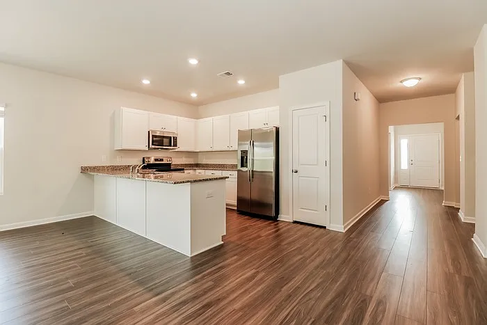 247 Dorian Loop — Photo 7