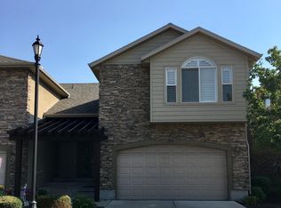 274 E Twin Bridges Ln, Midvale, UT 84047