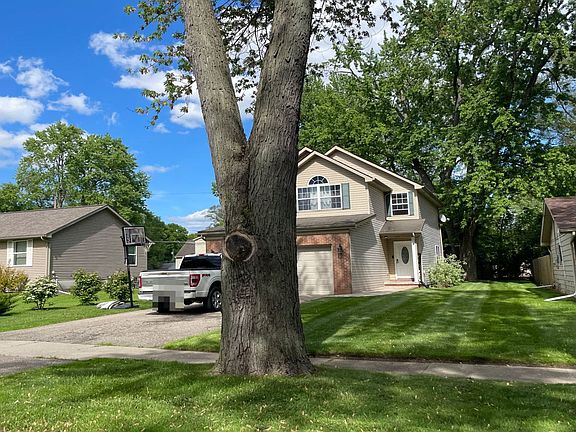 5th image of 60 Goldner Ave