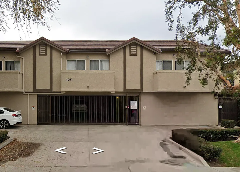 405 S Rose St #202