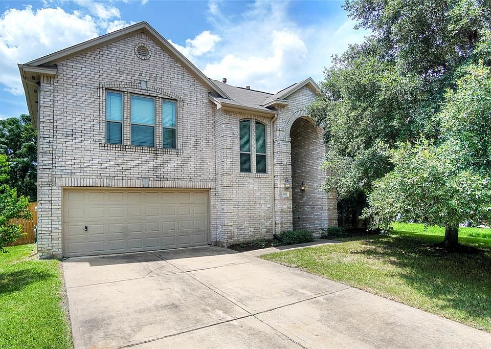 1st image of 3551 Lakearies Ln