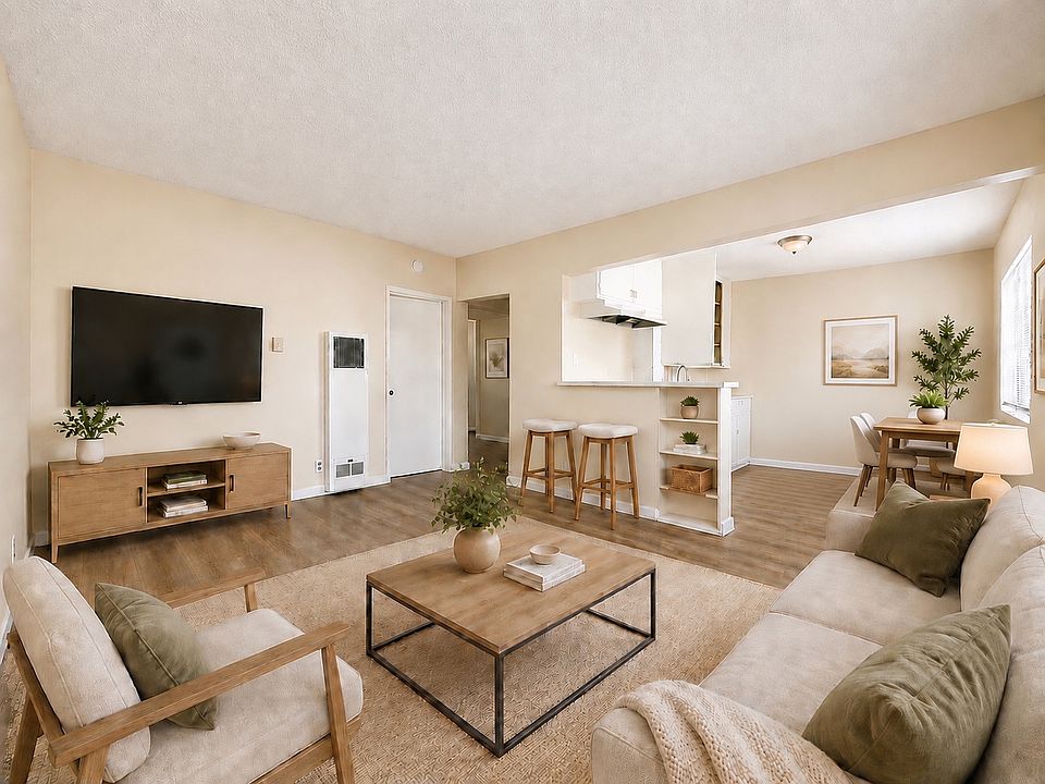 1st image of 610 Orange Ave APT 7
