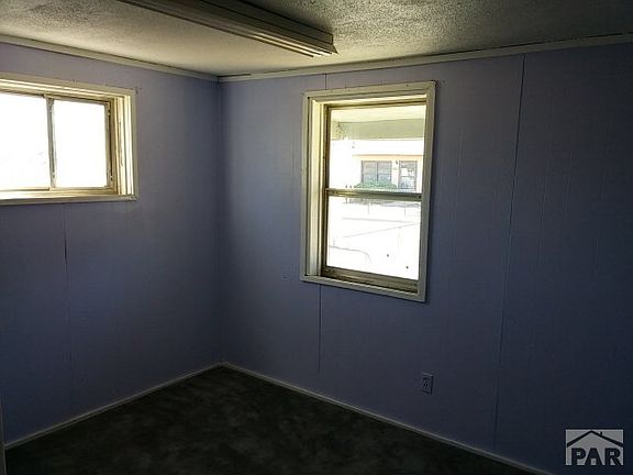 5th image of 1210 Deane Ln