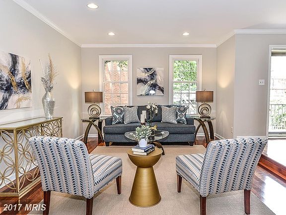 4th image of 10131 Village Knolls Ct