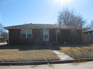 836 Hedge Dr, Midwest City, OK 73110