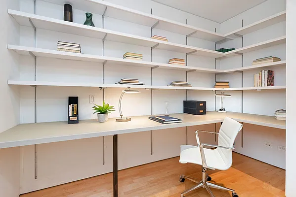 Sold by Keller Williams NYC | media 22