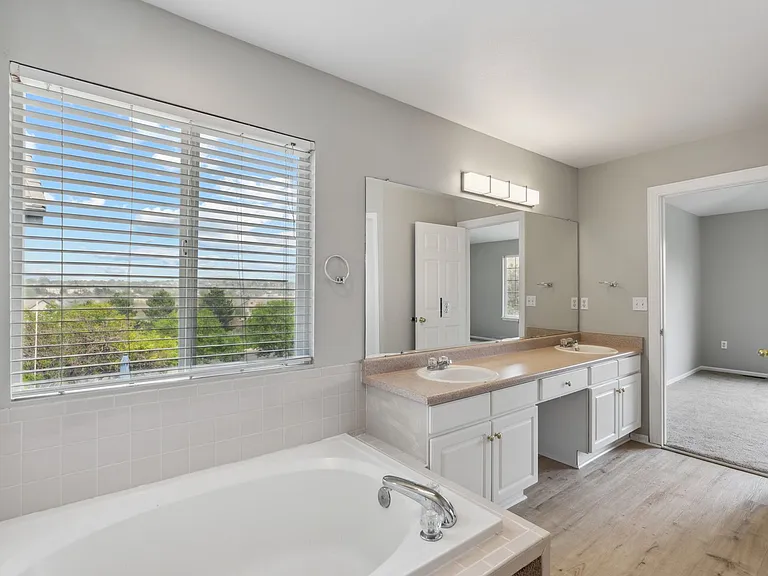 17380 E Lake Dr — Photo 18