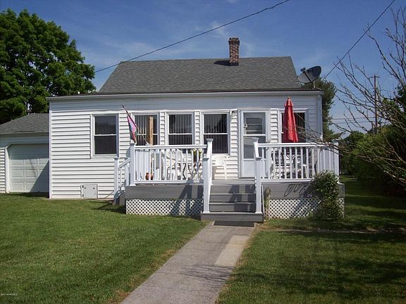 4th image of 503 Park St