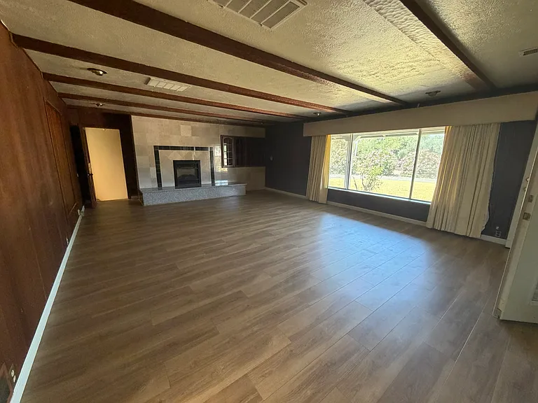 25212 N Cherokee Ln — Photo 8
