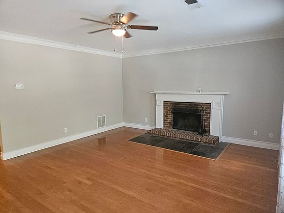 5th image of 2999 Lexington Trace Dr SE