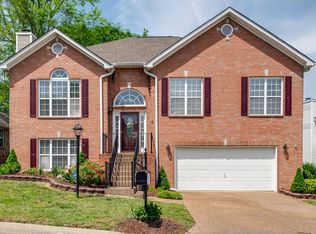 121 Breakwater Bay, Hermitage, TN 37076