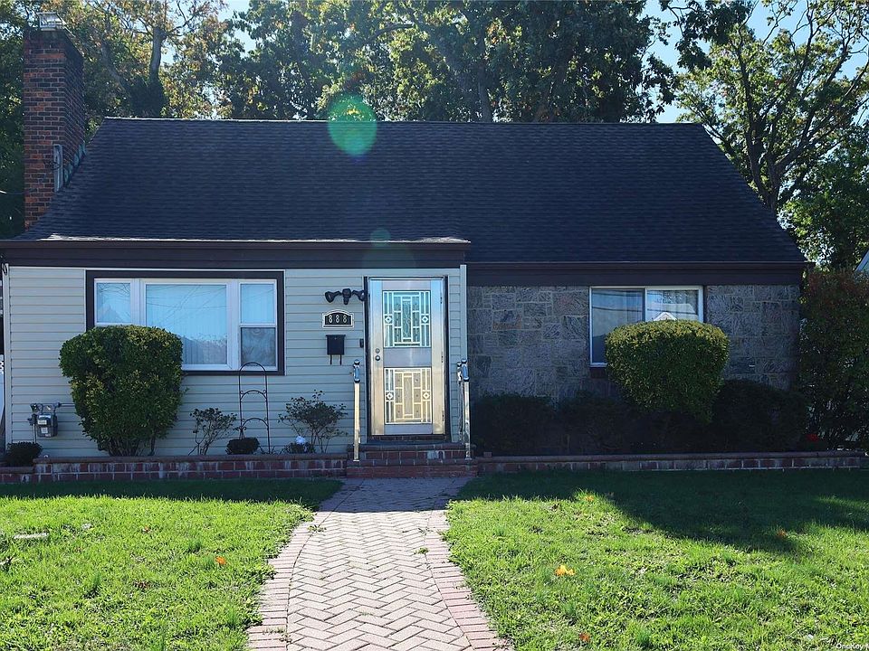 1st image of 888 Centennial Avenue