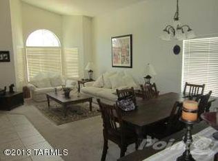 7951 N Higgins Feather Dr, Tucson, AZ 85743