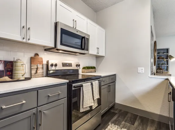 Hyde Park at Valley Ranch