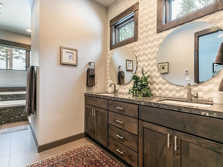 9265 Heartwood Dr — Photo 53