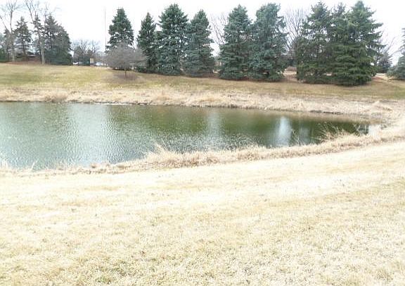 2nd image of 10913 Nassau Cir NE