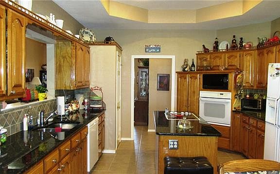 3rd image of 2681 County Road 4901