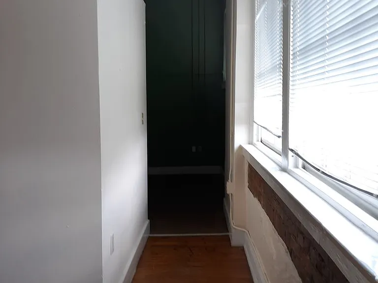119 Oak St — Photo 4